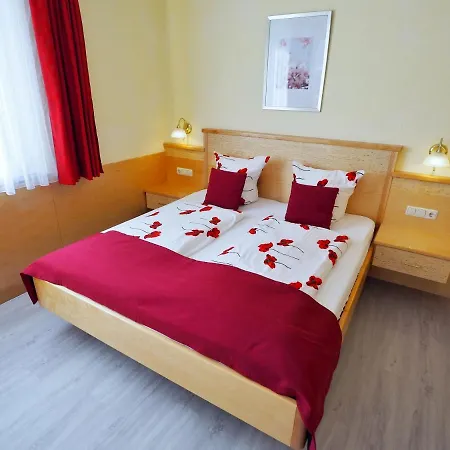 Kathi بيت ضيافة Sankt Kanzian am Klopeiner See