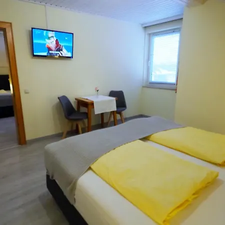 Kathi Sankt Kanzian am Klopeiner See