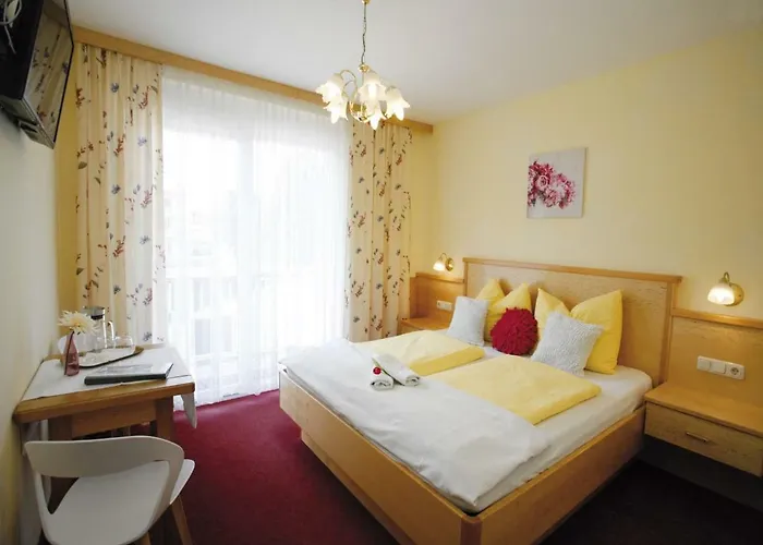 凯瑟琳旅馆 3* 圣卡荐